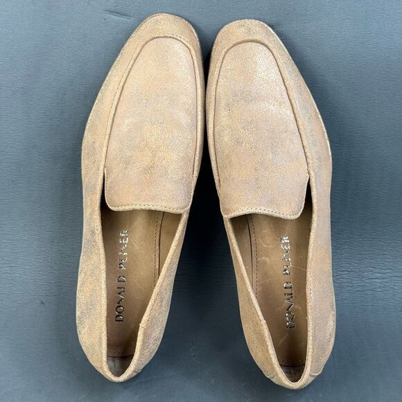 DONALD J PLINER Tamryn leather Beige gold slip on loafer shoes womens size 6.5